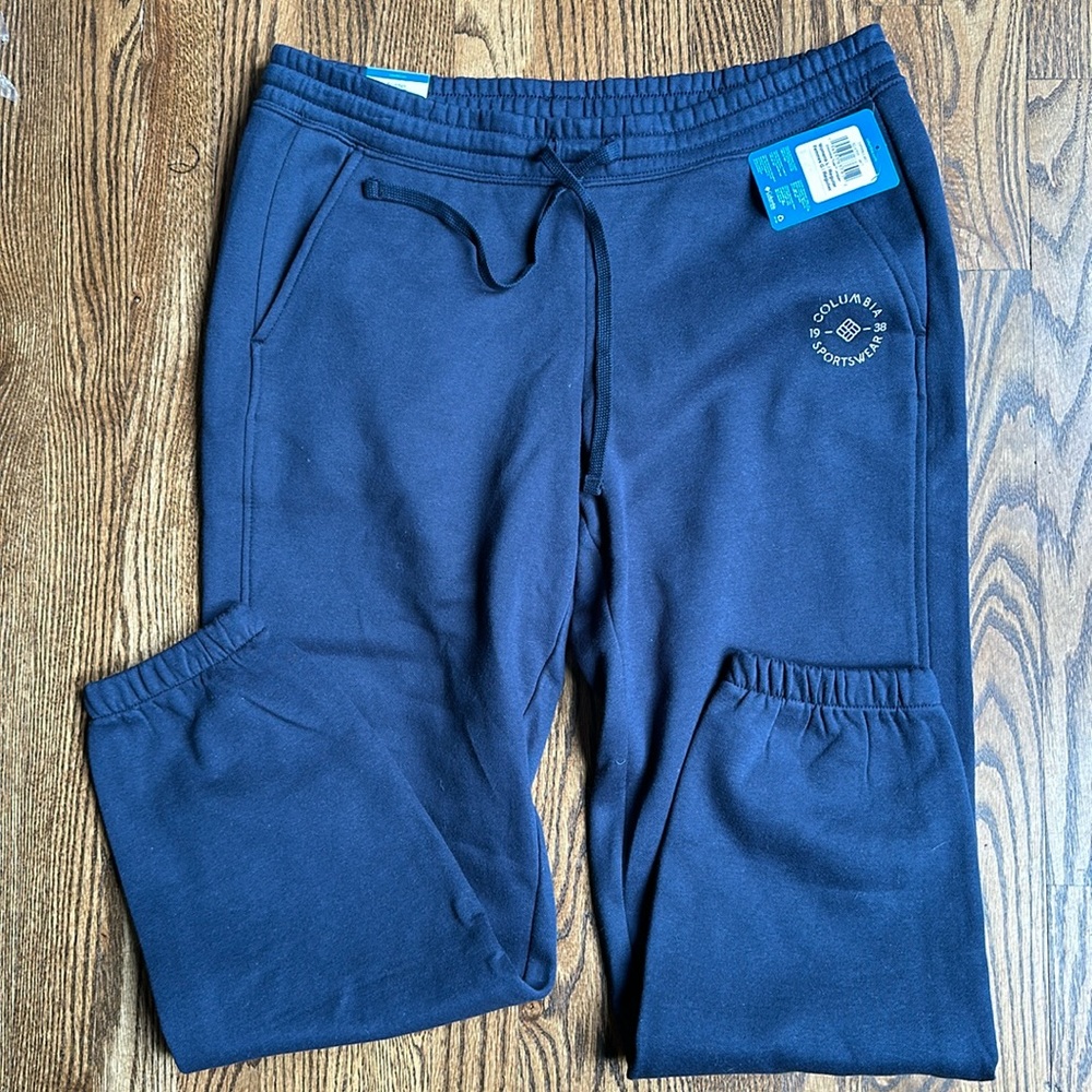 Navy blue Columbia Trek Jogger